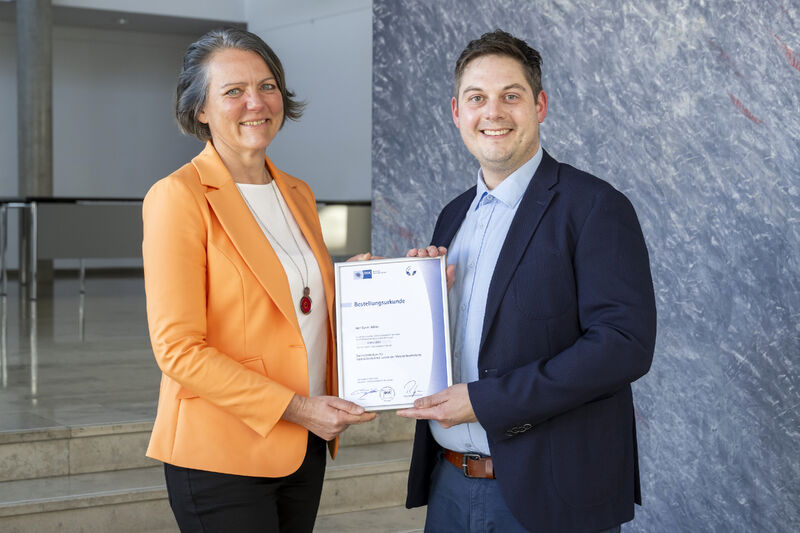 Urkundenverleihung Daniel Nölker